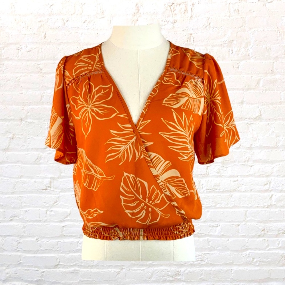 ❄️5 for $20 🏷 • SIENNA SKY Wrap Blouse